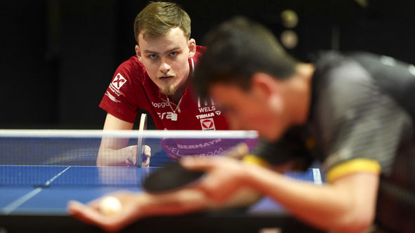 Bild zeigt Maciej Kolodziejczyk (Wels) and Mykhailo Lovha (Stockerau).